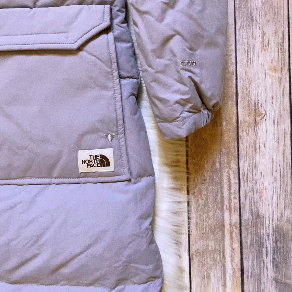 The North Face Long Quilted Puffer Coat in Light Gray - Picture 4 of 12